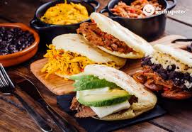 Arepas Como Hacer Arepas Consejos Y Su Origen Recetas De Rechupete Recetas De Cocina Caseras Y Faciles Receta Arepas Recetas De Comida Comida
