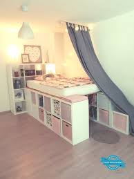 Ein Hochbett Aus Ikea Kallax Regalen Kinderzimmer Mobelideen Mobel Junge Madc Loft Betten Zimmer Einrichten Jugendzimmer Regal Kinderzimmer