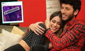 Me puse a observar un par de cosas y ambos suben fotos de muy cerca, cosa que no se vea el lugar donde están, comentó 'juariu' sobre los videos que tini y sebastián subían a las stories de instagram. 8ryedgx 9ld Em