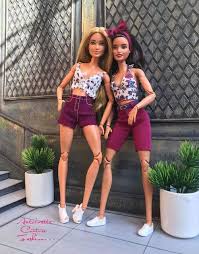 Fashion Dolls Couture Unlimited Loading Energy For The Maths Class Made To Move Barbie Barbie Fashionista Dolls Diy Barbie Clothes Barbie Clothes