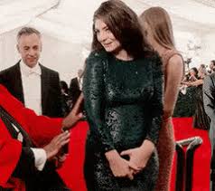 Check spelling or type a new query. Top 30 Lorde Met Gala Gifs Find The Best Gif On Gfycat