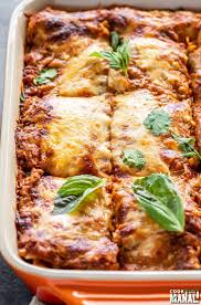 Indian Styles Lasagna Combines Vegetables Paneer And Spiced Tomato Sauce In A Super Flavorful Vegetar In 2020 Veg Lasagna Recipe Vegetarian Lasagna Recipe Fusion Food