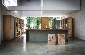 Mobili In Legno Massello Natural Living Riva 1920 Progetti Di Cucine Sgabelli Cucina Eclettica