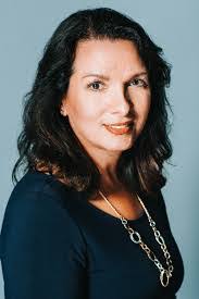 Leslie Stepp's Instagram, Twitter & Facebook