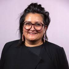 Taryn Lee's Instagram, Twitter & Facebook