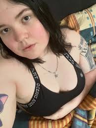 i need a texting buddy but no men want to be that for me 🥺