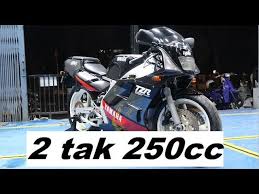 Tzm banyak menjadi pilihan pebalap nasional untuk terjun pada kejuaraan balap nasional, pada masa itu motor ini bersaing dengan suzuki rgr 150. Yamaha Tzr 250 2 Tak 250cc W Evantots Vlog 110 Youtube