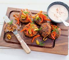 Hacksteaks Mit Quark Peperoni Und Oliven Rezept Essen Und Trinken Lebensmittel Essen Essen