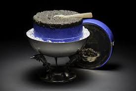 Le Nom De Cyril De Lalagade Ne Passe Pas Inapercu Une Fois Prononcee En Effet Il S Agit De L Heritier De La Fortune De Robert De Lalag Maison Du Caviar Caviar