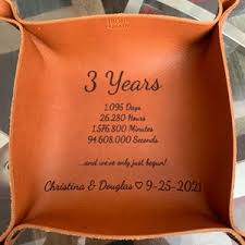 Buy 3 Year Anniversary Gift, Custom Leather Valet Tray, Gift for Men, Mens  Gift, Catchall, Anniversary Gift, Personalized Leather, Husband Gift Online  in India