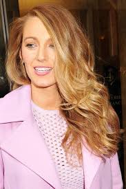 Blake lively isn't blonde anymore. Blake Lively S Best Hair Makeup Moments On Red Carpet