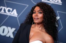 She lives in los angeles. Happy Birthday Angela Bassett See The Star Through The Years