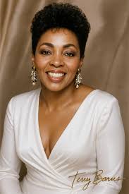 How to recreate a 4k photorealist glossy image of Gladys Knight and Patti  Labelle?