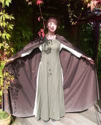 Nahanleitung Mittelalter Umhang Mittelalter Umhang Mittelalter Frauen Nahanleitung