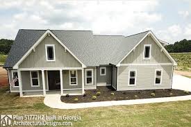 Ranch house plans tend to be simple, wide, 1 story dwellings. Pin On House Plans