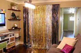 40 Diy Ways To Host The Best New Year S Party Ever Part Ii Diy New Years Party Decorations Diy New Years Party New Years Eve Party