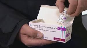 La vacuna anticovid creada por astrazeneca/oxford presenta aún ampliamente más beneficios que riesgos, anunció la organización mundial de la salud (oms). Responsable De La Ema Ve Un Vinculo Claro Entre La Vacuna De Astrazeneca Y Los Trombos
