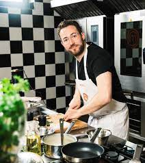 Jun 02, 2021 · master chef australia fanliebling minoli de silva war eigentlich schon früh aus der show ausgeschieden. Masterchef Staffel 2 Recap Folge 1 2 Sky