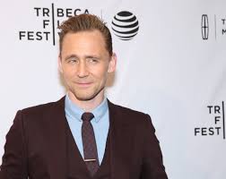 His mother is a former stage manager, and his father, a scientist, was the managing director of a pharmaceutical. Tom Hiddleston Is Such A Lock For James Bond That You Can T Bet On It Anymore Vanity Fair