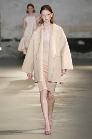 Sara grace wallerstedt, chu wong & achenrin madit in maximum volume, photographed by nick knight and styled by anna trevelyan for v magazine n°124 spring 2020. Sara Grace Wallerstedt Page 7 Female Fashion Models Bellazon