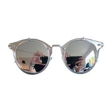 Livraison et retours gratuits sur toutes les commandes ! Lunettes De Soleil Dior Homme Argente Vendu Par Gs42270 8306586