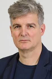 Dozierende und Mitarbeitende der F+F