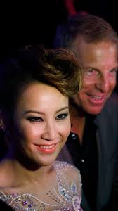 Coco Lee, Hong Kong singer and songwriter who had international success,  dies at 48