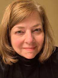 Calling all artist grades K-8! We are excited to annouce our first annual  holiday card contest! Kids, grab your favorite drawing tool and design our  office's holiday card. The winning child will