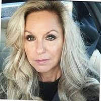 Kimberly Guthrie's Instagram, Twitter & Facebook