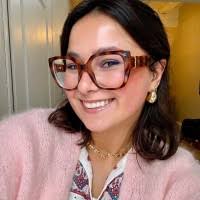 200+ perfiles de «Secula»