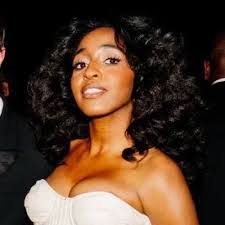 Hannah Raines's Instagram, Twitter & Facebook