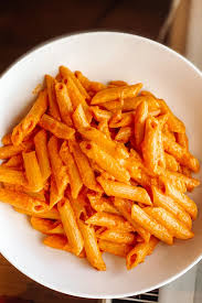 Gigi Hadid S Recipe For Spicy Vodka Pasta Sauce Is The Best Thing I Ve Cooked In Lockdown In 2020 Vodka Pasta Spicy Pasta Recipes Spicy Recipes