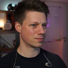 Jan Koch's Instagram, Twitter & Facebook