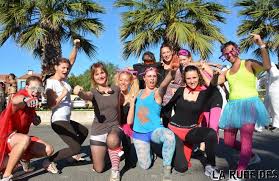 La ruée des fadas c'est une course de 8 kilomètres avec une quarantaine d'obstacles à franchir, pour le plaisir de la compétition et de l'aventure. La Ruee Des Fadas Debarque A Toulouse Tendances Blook