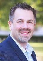 Eric Villa's Instagram, Twitter & Facebook