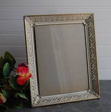 Sold in packs of 25 holds one 8x10 vertical or 10x8 horizontal photo.bottom loading. Visual Arts Vintage Metal Picture Frame Gold Decorative Rick Rack Border Design 8 X 10 Easel 1970s Craft Supplies Tools