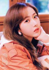 Ketiganya kembali bergabung sebagai grup dengan 3 orang member. May ì—¬ìžì¹œêµ¬ì‚¬ëž'í•´ On Twitter Scan Sinb Gfriend 2020 Season S Greetings Trip Together Memory 2 Sinb Gfriend ì—¬ìžì¹œêµ¬ Gfrdofficial