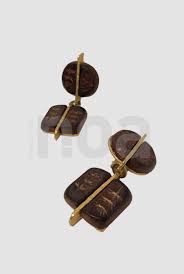 Pendentifs Design Vintage Isaky By Jacky Vallet Bronze Dore Et Resine Circa 1970 Vintage Design Pendentif Vintage
