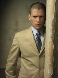 Wentworth Miller I Absolutely Love Him My Future Husband If I Ever Have Another One Which I Don T Haha P Goruntuler Ile Wentworth Miller Prison Break Prison