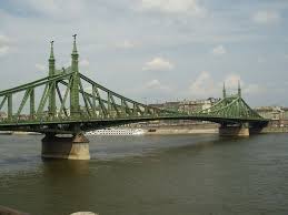 Szabadság híd in budapest, hungary, connects buda and pest across the river danube. Szabadsag Hid Mapio Net