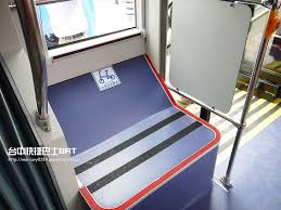 初體驗 台中brt試乘心得報告 brt快捷巴士 300號公車捷運 車體車站設備大公開 路線圖通車時間計算 平穩舒服好坐 水星人的怪咖時代