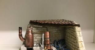 Alambic Pour La Distillation De La Lavande Maison De Maitre Provencale Le Pressoir A Olives Et Ses Scourtin Creche Provencale Maison De Maitre Santon