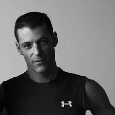 Albert Mármol Hermán (@MarmolHerman)