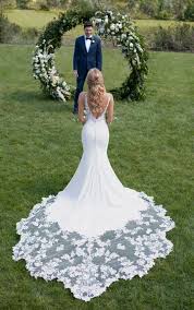 Explore gorgeous windsor mermaid to trumpet dresses, ball gowns & long fornal dresses! Mermaid Wedding Dresses Trumpet Wedding Gowns Essense Of Australia