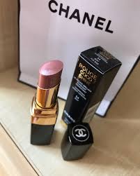 A hydrating lipstick with effortless application, vibrant color and an intense shine finish in a single stroke. My Favourite Nude Lippy Chanel Rouge Coco Shine Lipstick In 54 Boy Kelli Clifton