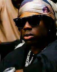 Hi m a female upcoming artist. Musician