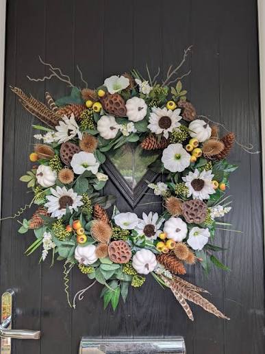 Mini pumpkin wreath &eth; With or without pheasant feathers and is it 'Autumn'  enough? &eth;&curren;