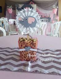 Pink And Gray Elephant Themed Centerpiece Centros De Mesa De Elefante Centros De Mesa De Baby Shower Decoraciones De Fiestas Para Bebes