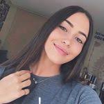 Debra Cade's Instagram, Twitter & Facebook