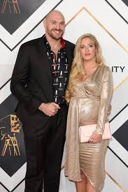 Tyson fury's wife paris admitted that she kept the fact she had suffered a miscarriage a secret from her husband because he was due to make his return to the boxing ring. Watch As Tyson Fury Makes P Ed Off Wife Paris Do Press Ups In Lateness Spat But Pair Make Up Afterwards